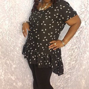 Boutique Short Sleeve Top